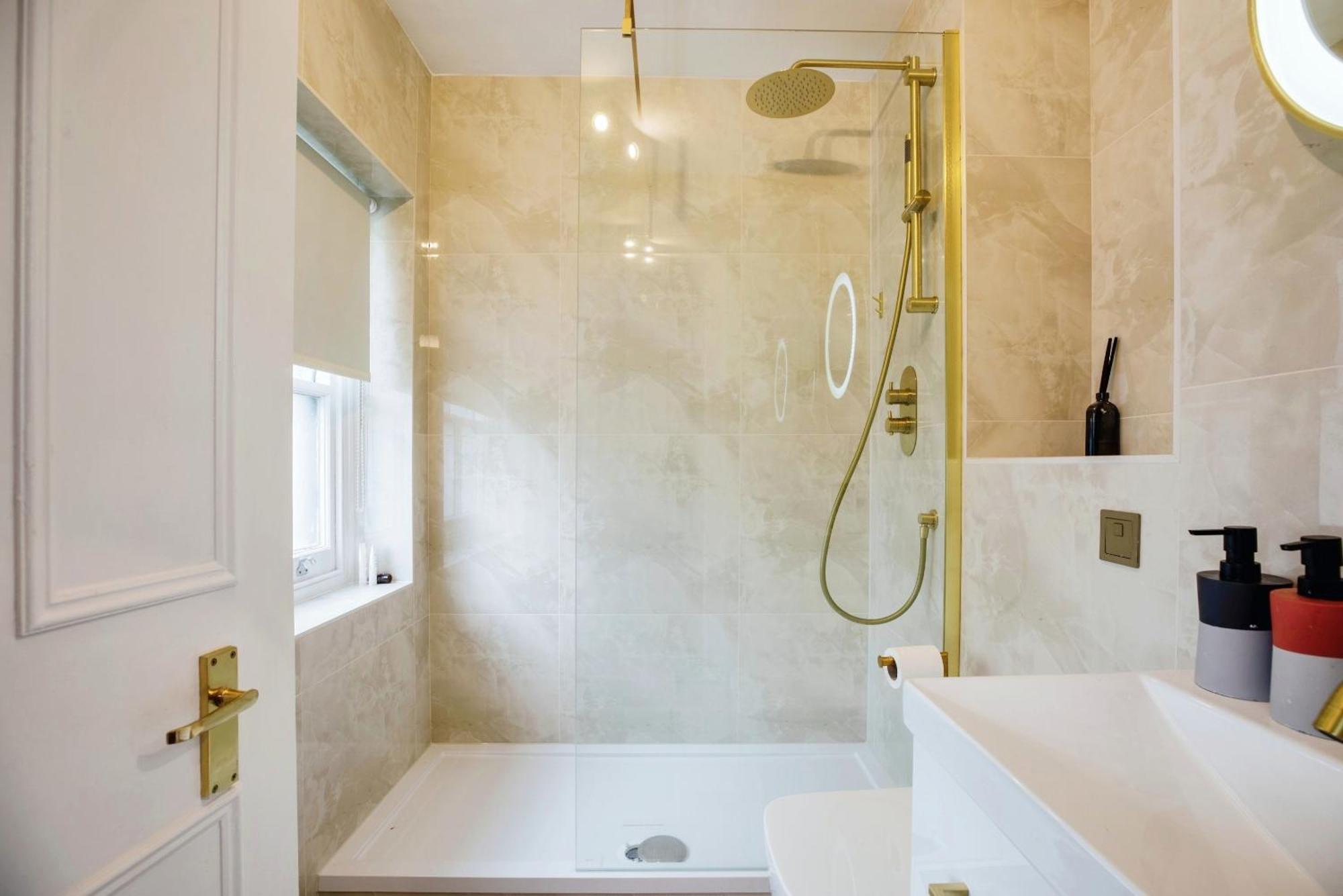 A Stunning Apartment In Paddington Londra Esterno foto